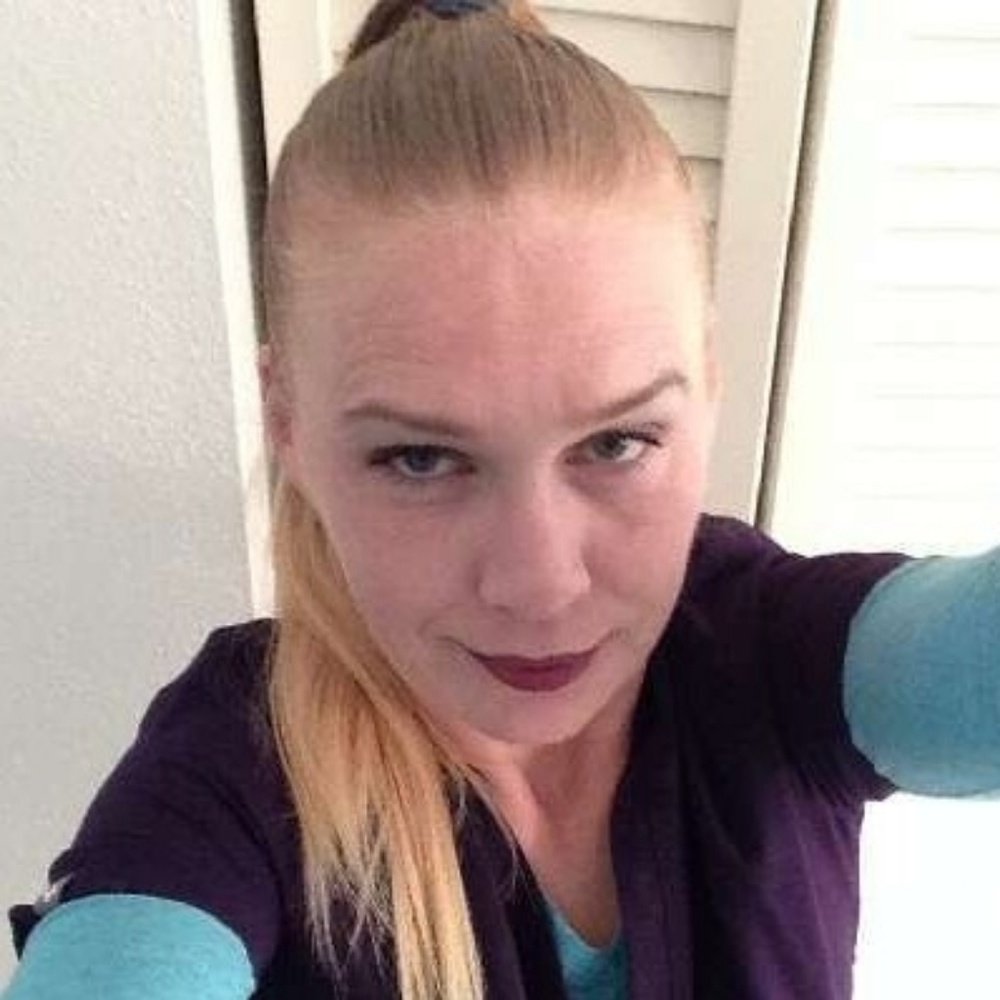 Meet your Posher, Tina